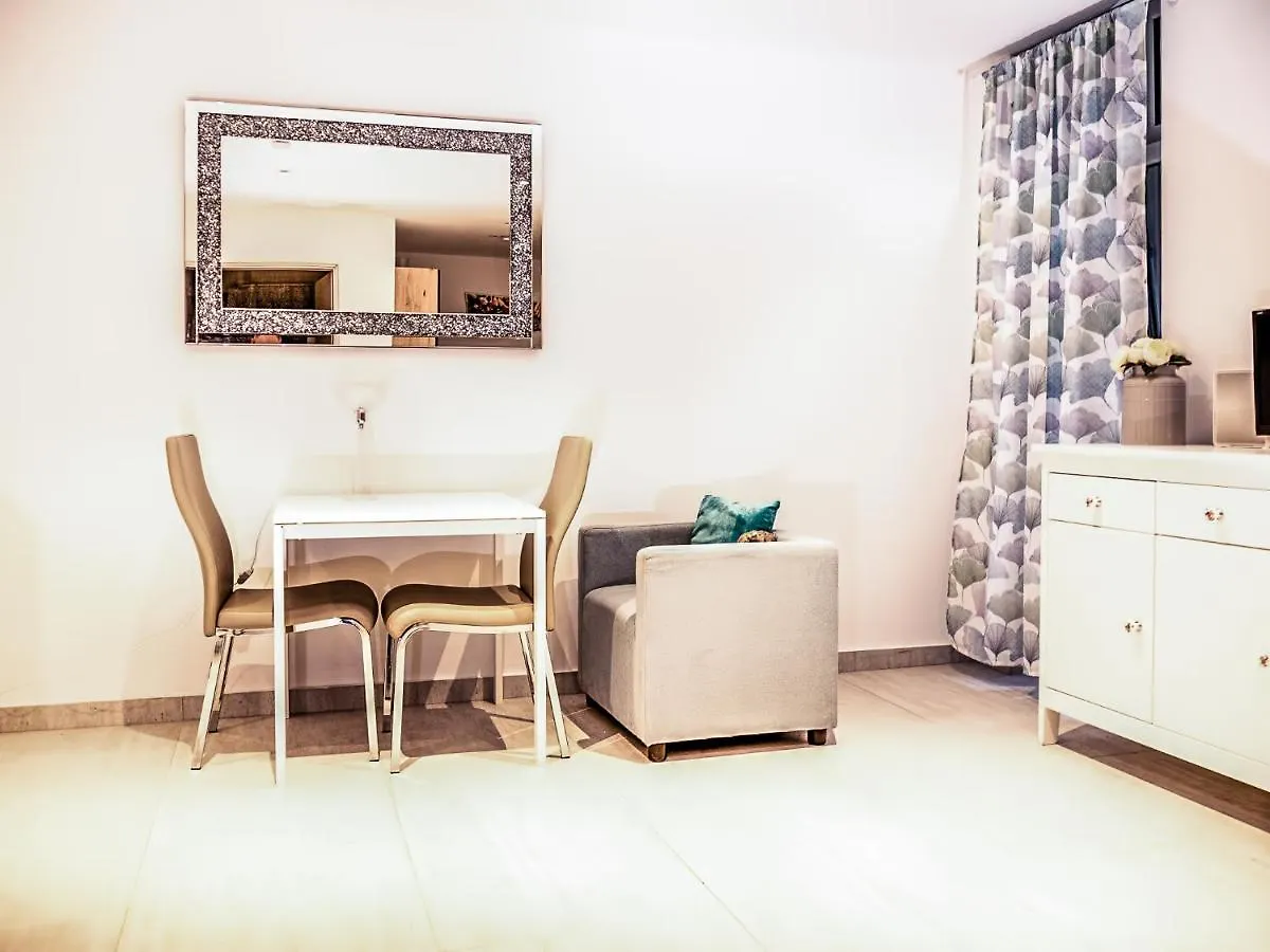 Wohnen Im Herzen Von Wien Budget Apartment 0*, Vienna Austria