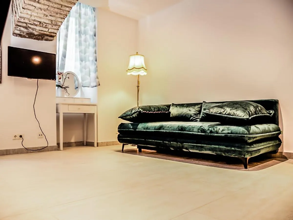 Wohnen Im Herzen Von Wien Budget Apartment
