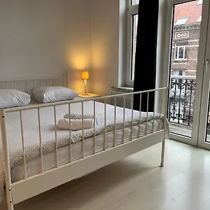 https://flat-center.brusselshotelsbook.com