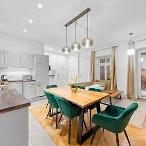  Apartament Chic Residences #suite 1