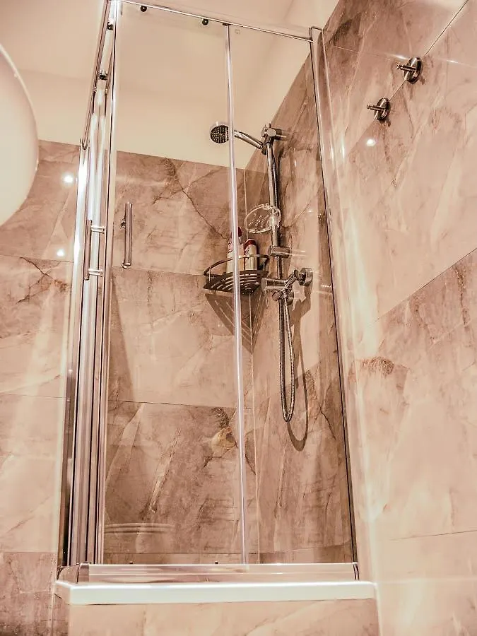 Wohnen Im Herzen Von Wien Budget Appartement 0*, Wenen